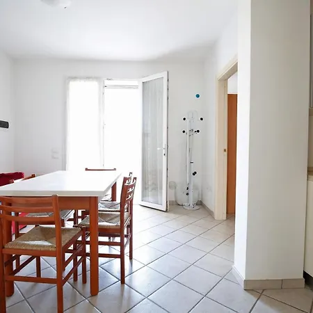 Carli 2/b Apartment *